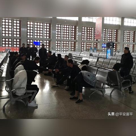 如何轻松扫抖音月付取现，让你的钱动起来