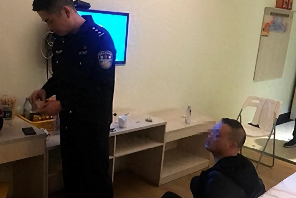派出所查开房记录，揭秘隐私与安全的边界