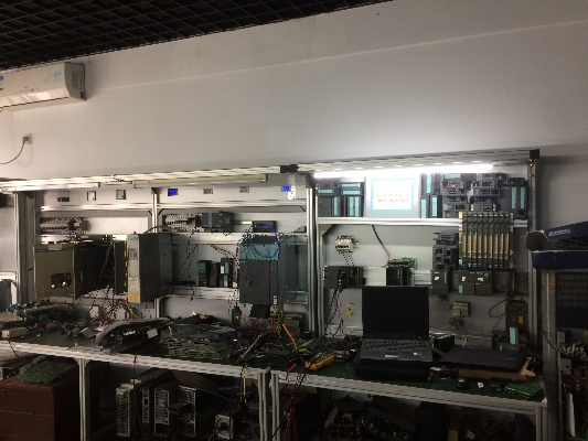 黄浦区PLC控制器维修点概览 黄浦区PLC控制器维修点概览