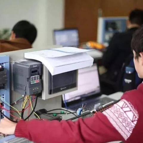 PLC控制器的安装与编程顺序探讨