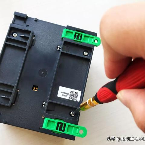 PLC控制器价格解析