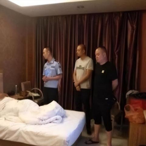 查开房,那些尴尬又搞笑的故事 查开房,那些尴尬又搞笑的故事