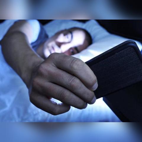 找黑客偷看女友聊天记录，是爱情侦探还是违法陷阱？
