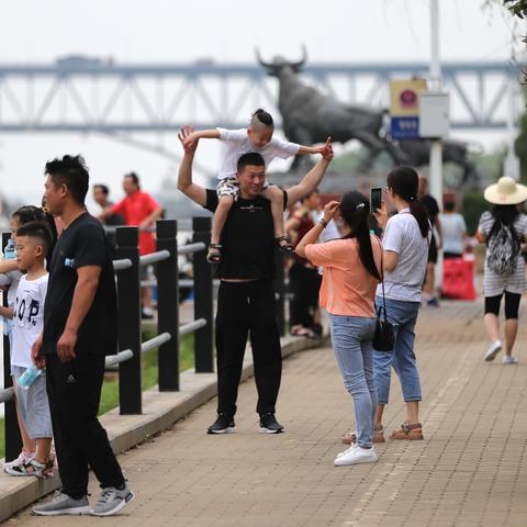 水文监测图文素材模板范文 水文监测图文素材模板范文