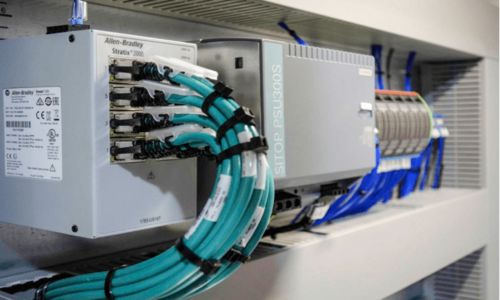 PLC—现代工业自动化的灵魂 PLC—现代工业自动化的灵魂