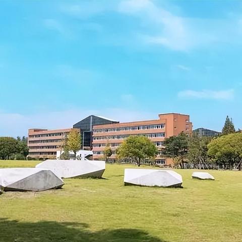 宁波二手车为何便宜?揭秘这座城市的捡漏密码 宁波二手车为何便宜?揭秘这座城市的捡漏密码