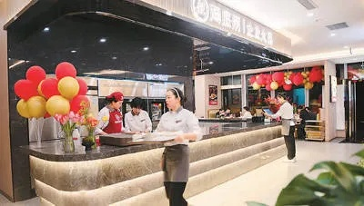 外来餐饮品牌如何扎根中原，郑州餐饮市场的国际化样本