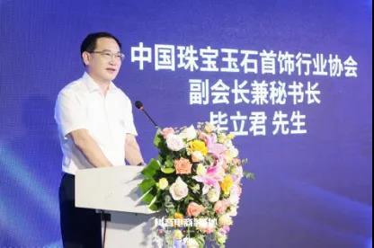 杭州抖音月付提现当面到账，轻松解决资金周转难题