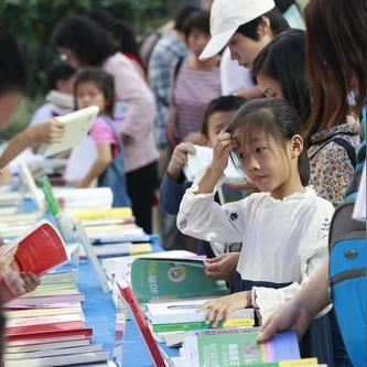 福田书房装修加盟，开启您的阅读空间创业之旅